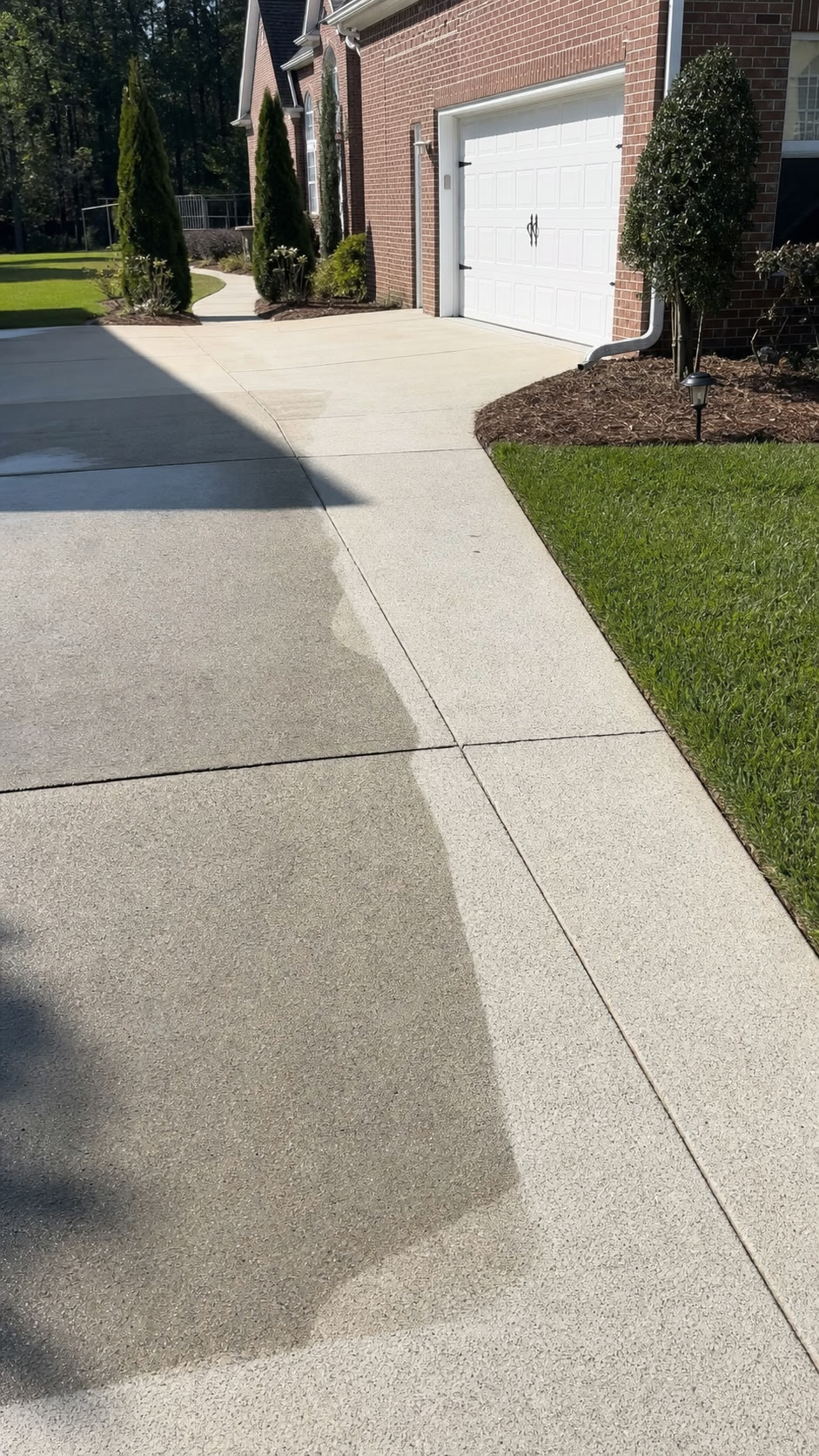 Driveway cleaning before and after