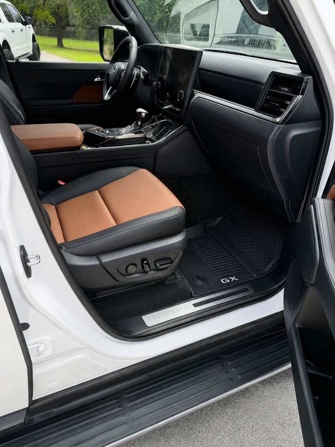 Vehicle interior detailed in Cedartown, GA