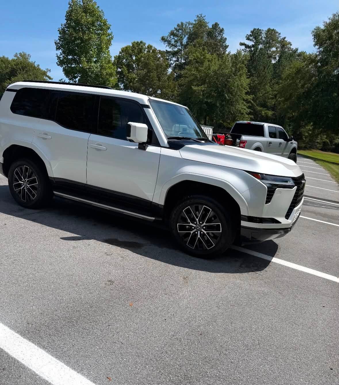 Vehicle exterior detailed in Cedartown, GA